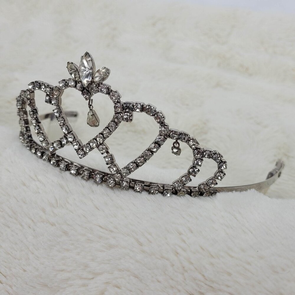 1950's Tiara with a Clear Rhinestone Heart Design